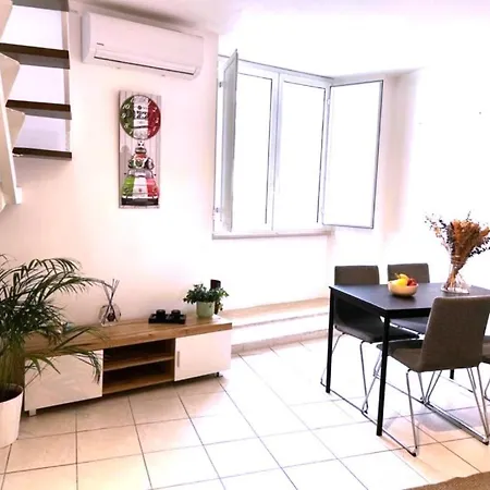 Duplex Chic In Zona Trendy