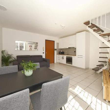 Апартаменты Duplex Chic In Zona Trendy Рим