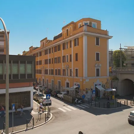 Duplex Chic In Zona Trendy Apartment